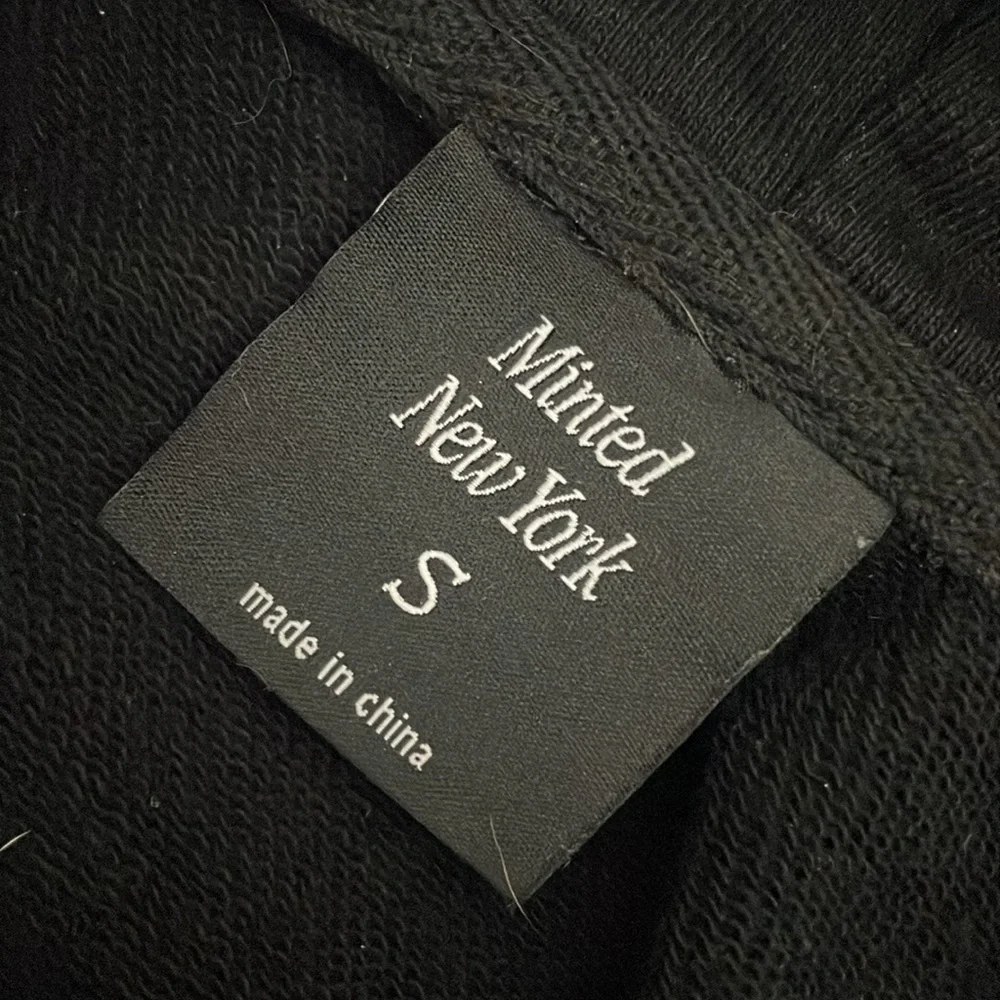 Minted NY Hoodie - Picture 4 of 4